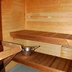 Lomaperkkiö *