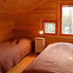 Lomaperkkiö Huoneisto *